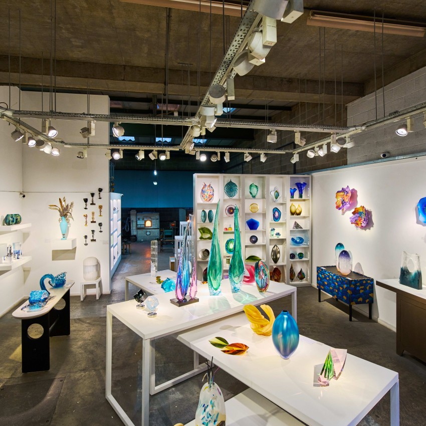 Open Call for CGS Members: Take part in Mirage - at London Glassblowing Gallery