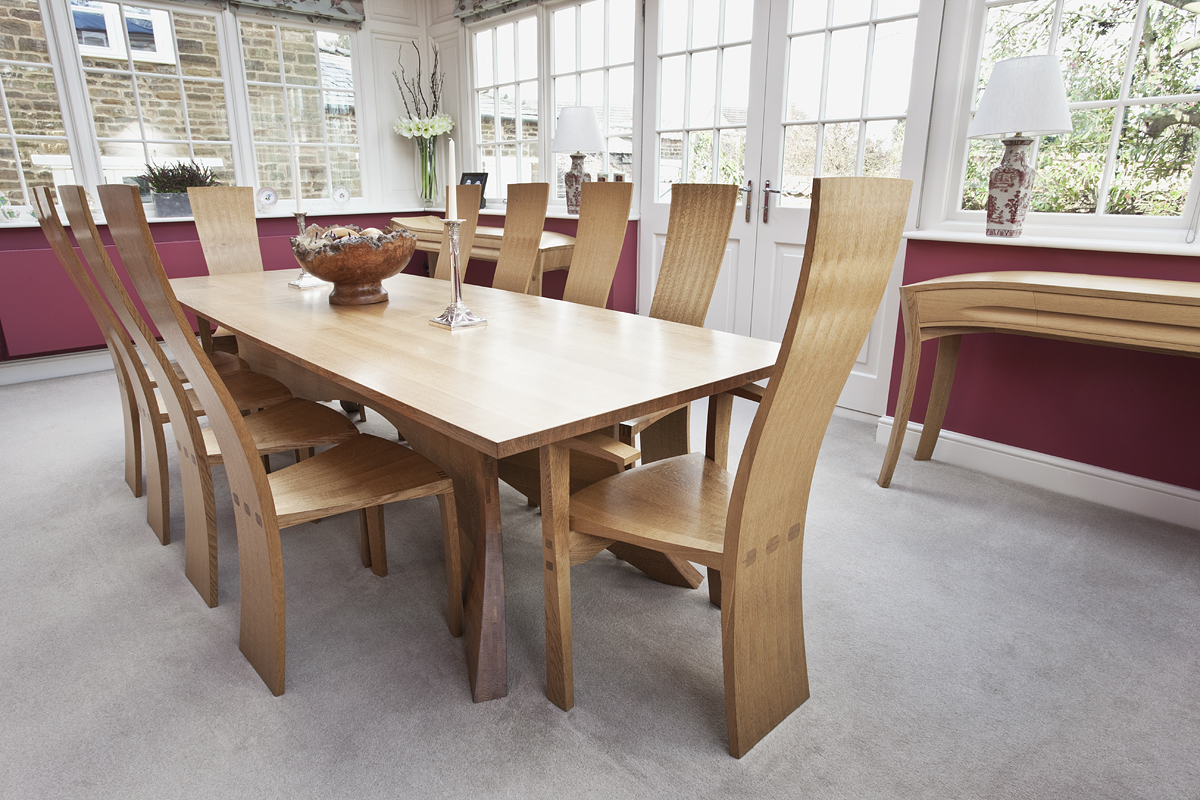 Oak Dining Table (Bespoke Guild Mark 397)