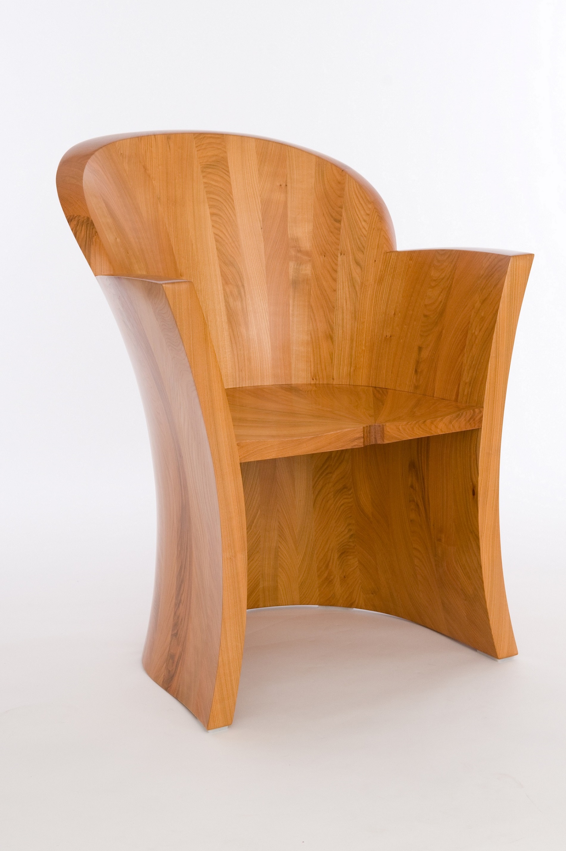 'Throne' Armchair (Bespoke Guild Mark 378)